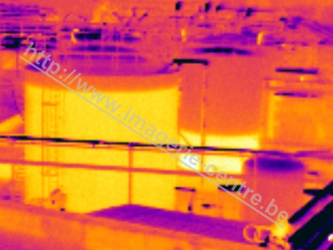 Thermographie infrarouge de réservoirs industriels et perception de leur niveau de remplissage