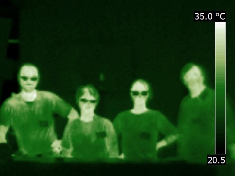Vision thermique infrarouge de l'équipe de Passeurs d'énergie lors du salon Nature et Habitat 2013 de Namur