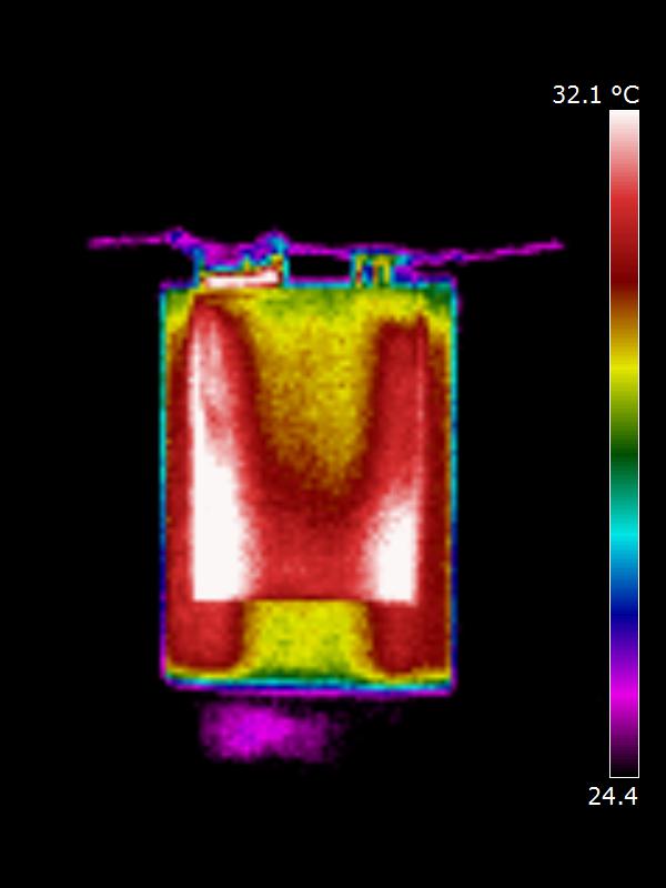 Fichier:Pile-9V-court-circuit-thermographie.jpg - La Librairie  Thermographique