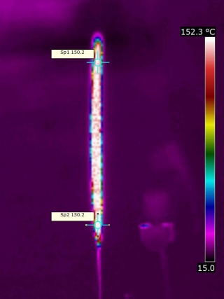 Image thermique du bâton de cierge magique après combustion