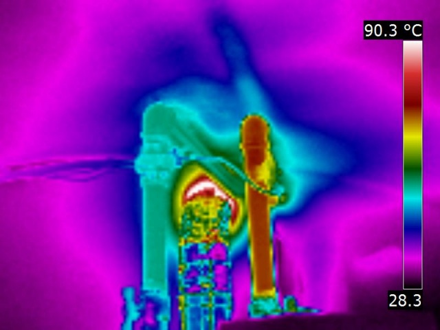 thermographie de la tête d'échange d'une chaudière classique